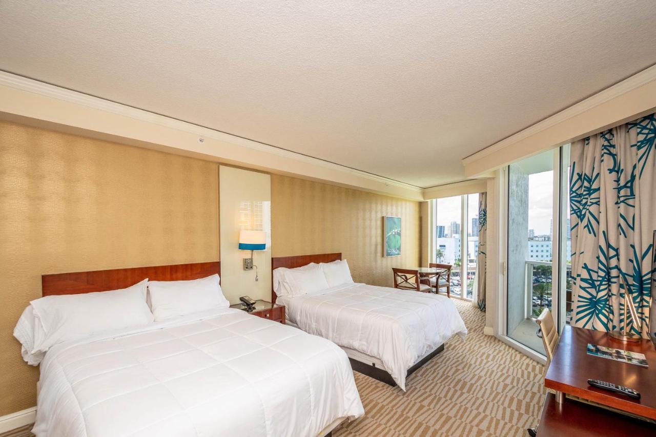 Trump Intl 2 Bedroom Apartment 1600 Sqf Ocean And Bay View Sunny Isles Beach Exterior foto