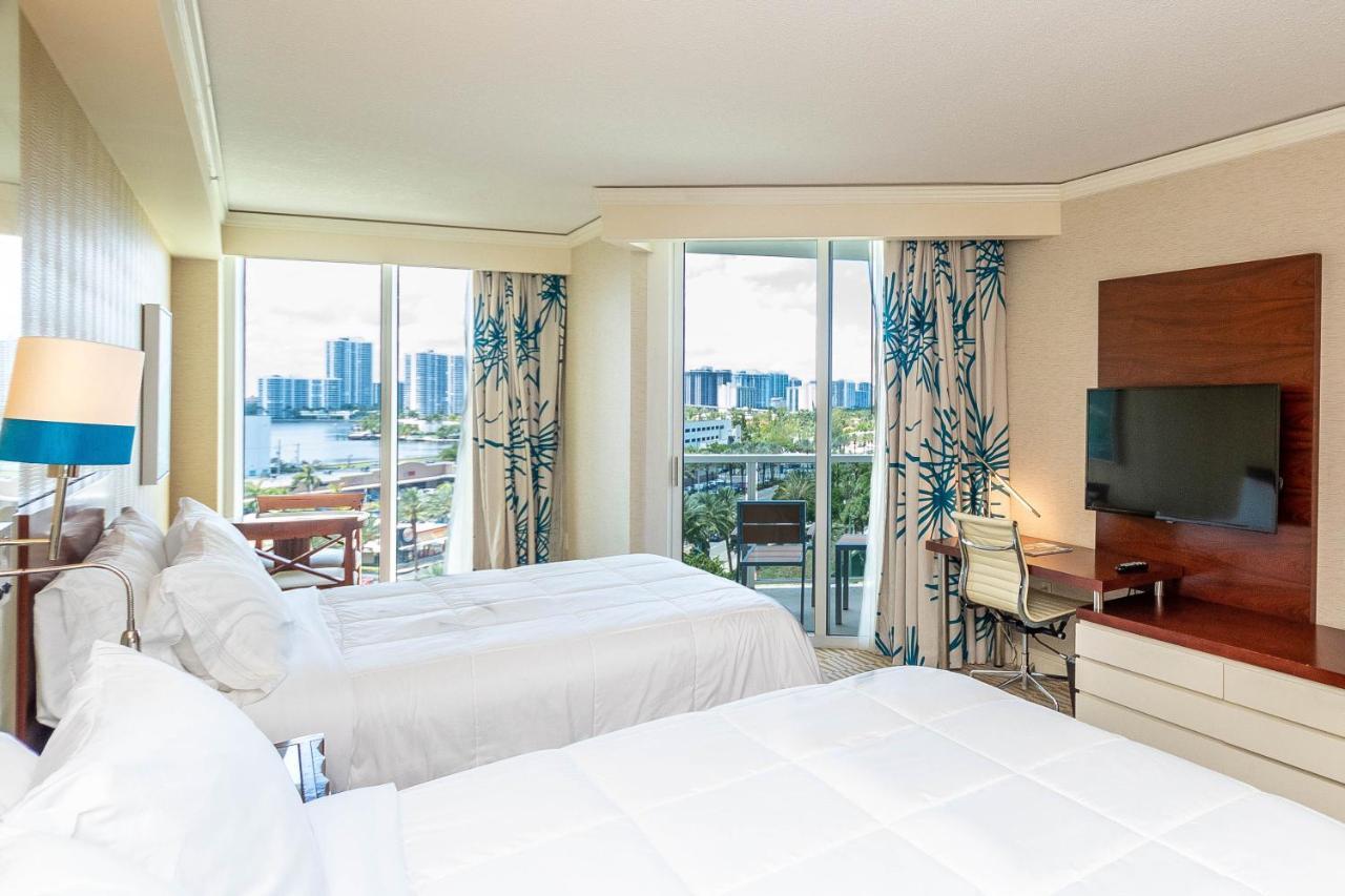 Trump Intl 2 Bedroom Apartment 1600 Sqf Ocean And Bay View Sunny Isles Beach Exterior foto