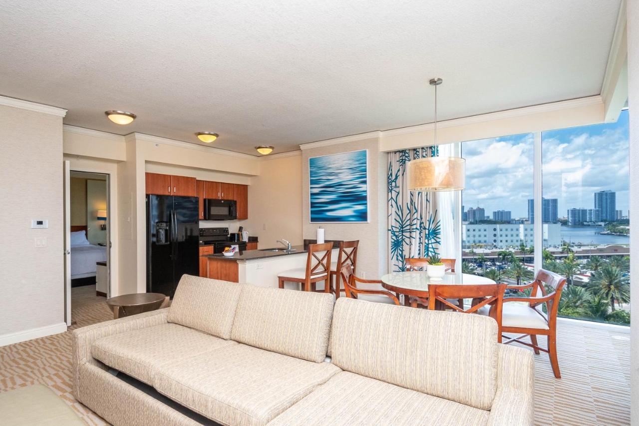 Trump Intl 2 Bedroom Apartment 1600 Sqf Ocean And Bay View Sunny Isles Beach Exterior foto