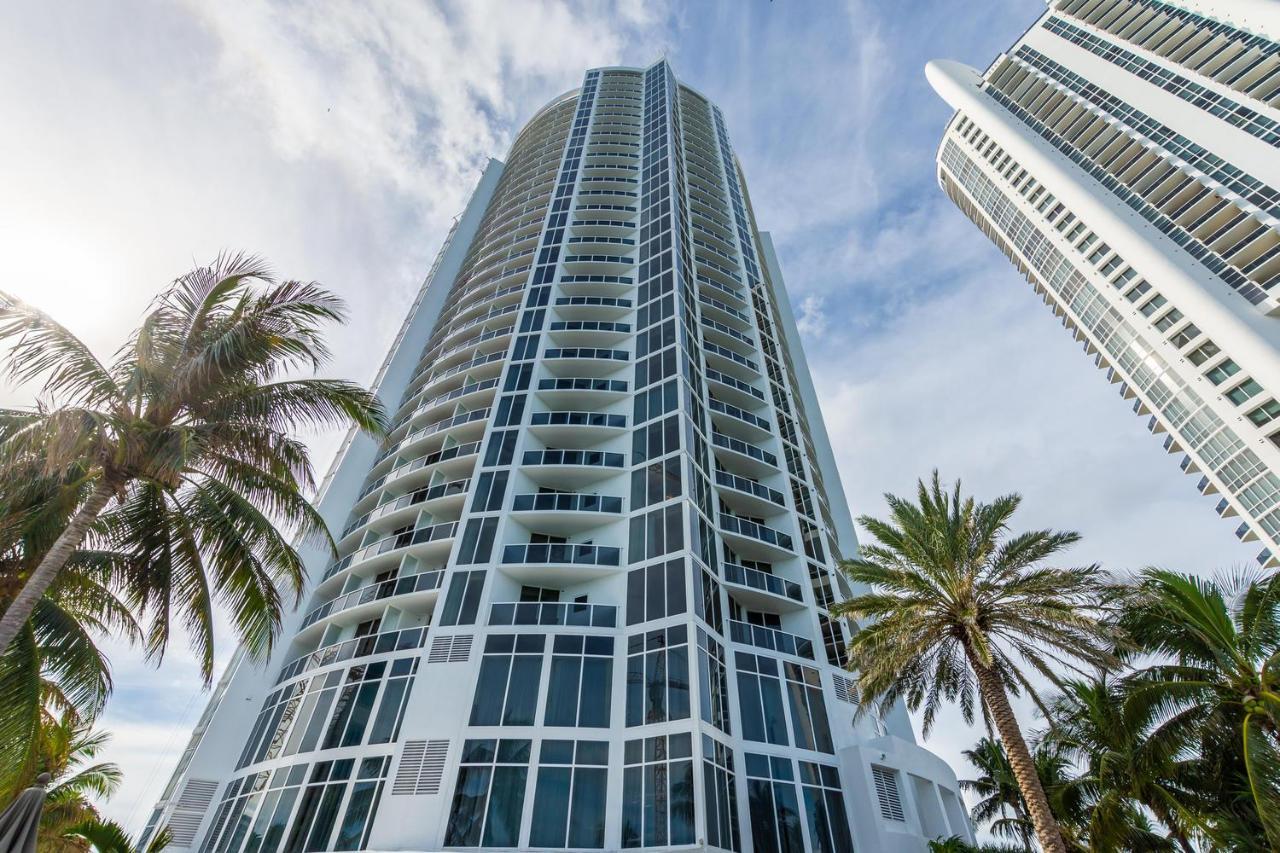Trump Intl 2 Bedroom Apartment 1600 Sqf Ocean And Bay View Sunny Isles Beach Exterior foto